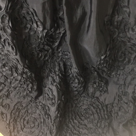 Classic BLACK DRESS unique w fancy applique, sleeveless - Picture 8 of 13